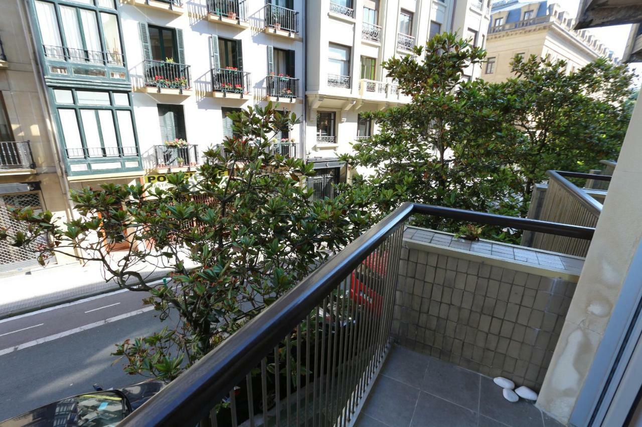 Modern & Spacious Apartment Near La Concha Bay 圣塞瓦斯蒂安 外观 照片